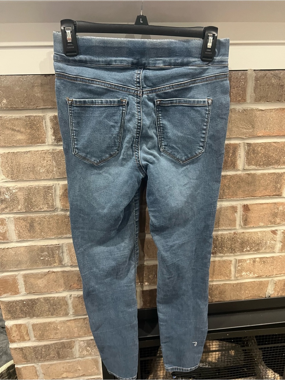 Bandolino Light Blue Pull-On Jeggings - Picture 3 of 3